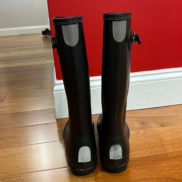 Hunter black tall rain boots size 37 US 6 - Picture 5 of 11